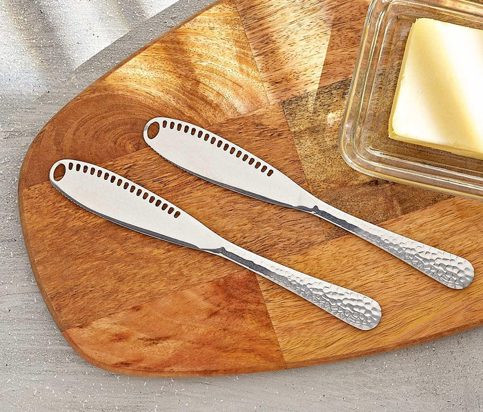 Calypso Multifunctional Butter Cheese Knives & Textured Handle Set  in Hammered Silver