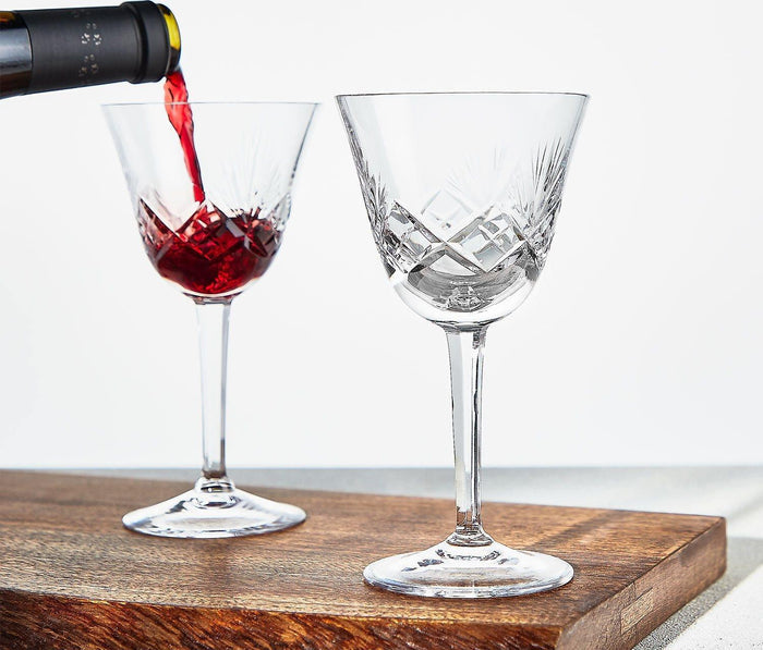 Christie wine glasses set