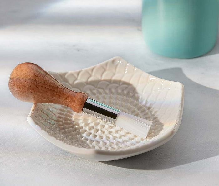 Ceramic white Grater Set with Brush
