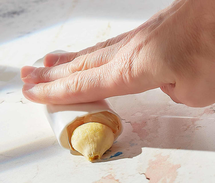 silicone garlic peeler - lollygag
