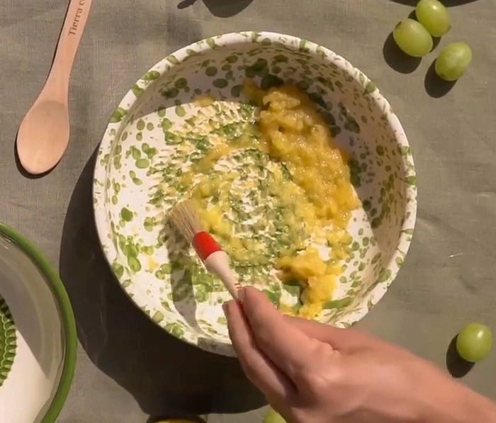 Confetti ceramic grater bowl with wooden brush - Lollygag