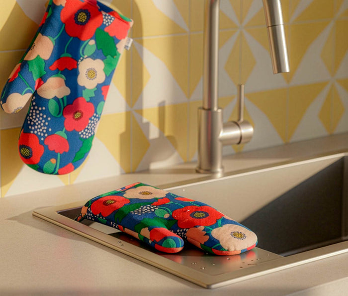 Mid-Mod Poppy Oven Mitts: Danica Studio - Lollygag.co