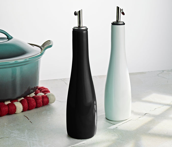 Black and white stoneware cruet set - Lollygag
