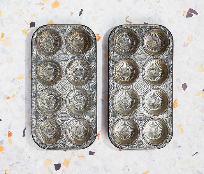 Vintage Starburst Mini Muffin Pan